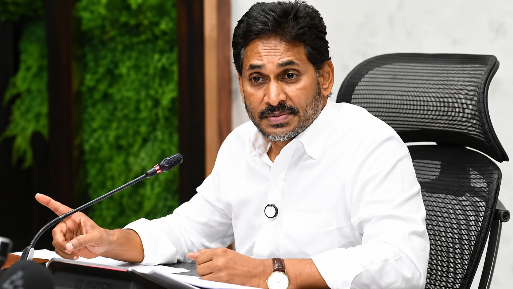 స్థానిక ఎన్నికలపై జగన్‌ డిమాండ్‌.. కేంద్ర బలగాలతో భద్రత, సుప్రీంకోర్టు పర్యవేక్షణలో పోలింగ్‌