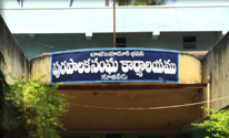 నూజివీడు మున్సిపల్ పోరు: కూటమి (టీడీపీ) బర్రె ఇళయరాజా వర్సెస్ వైసీపీ కంచర్ల లవకుమార్.. గెలుపెవరిది?