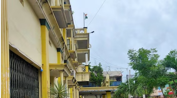 మండపేట మున్సిపల్ పోరు: కూటమి అభ్యర్థి వేగుళ్ల అజయ్ బాబు వర్సెస్ వైసీపీ డాక్టర్ కే. రాము వర్సెస్ కాంగ్రెస్ అలమండ సూరిబాబు.. త్రిముఖ పోరు!